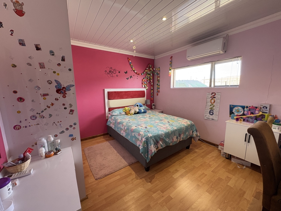 4 Bedroom Property for Sale in Darling Western Cape